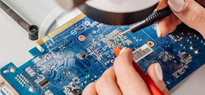 Precision Control Redefined: TLE8082ESXUMA1 IC
